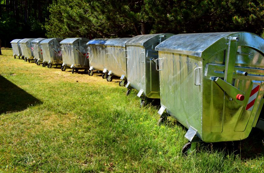 Ќе се прават платформи за контејнери, се уредува просторот околу локациите за фрлање отпад