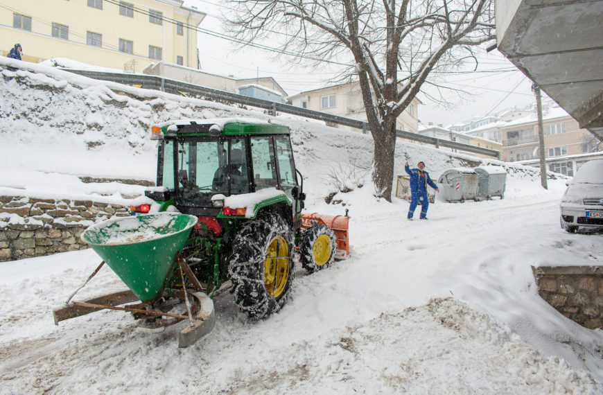 Оспособување на паркинг и пристап до ски центарот