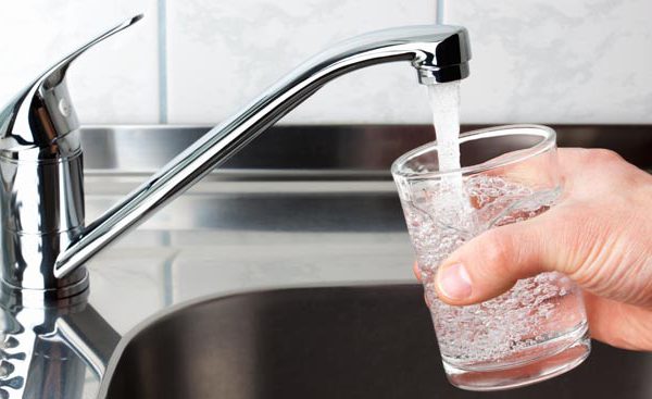 Загадување на водата, да се преврива или да не се конзумира