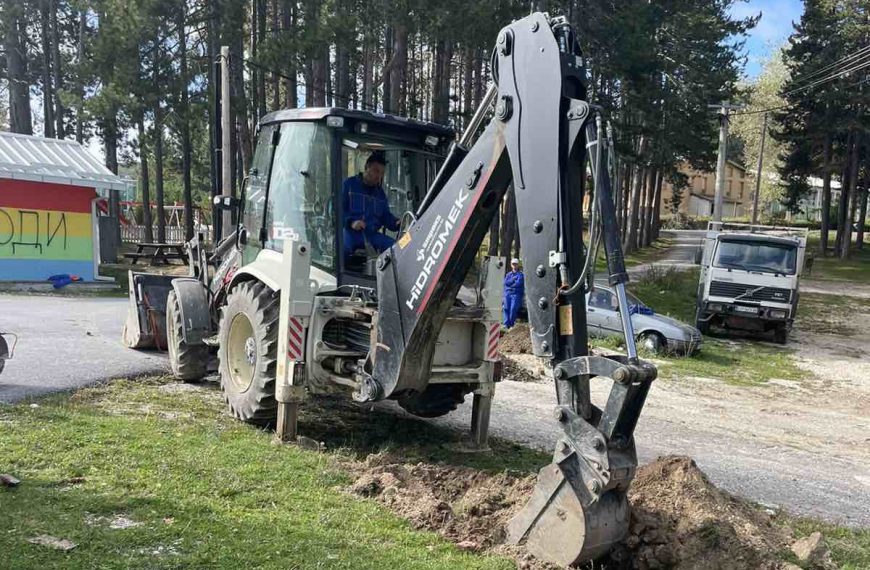 Обезбедување на вода за викенд населбата „Езеро“